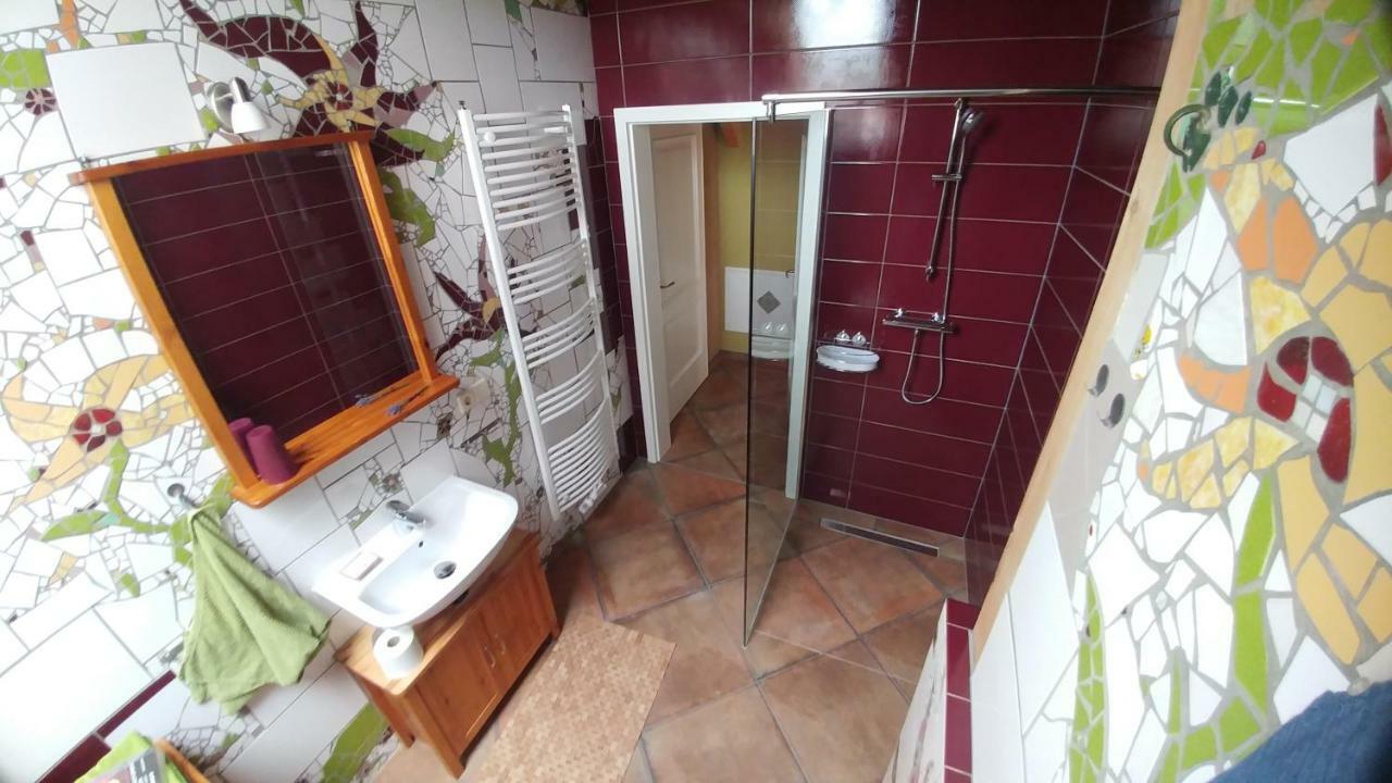 Ziegeleihof Inmitten Von Wiesen Und Waeldern Degenershausen Exterior photo